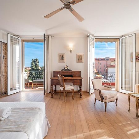 La Fabrique A Poupees - Chambres Et Appartements De Charme Au Coeur De Menton Bagian luar foto