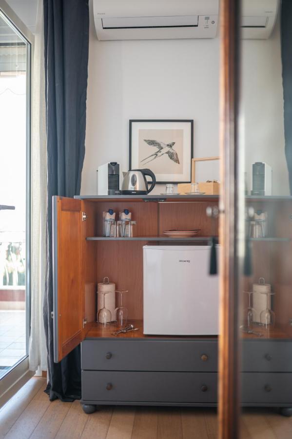La Fabrique A Poupees - Chambres Et Appartements De Charme Au Coeur De Menton Bagian luar foto