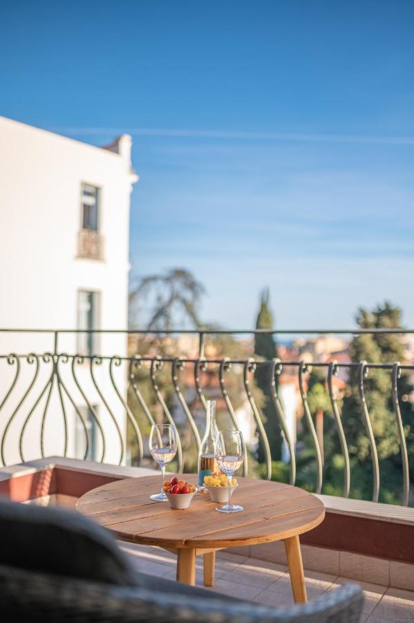 La Fabrique A Poupees - Chambres Et Appartements De Charme Au Coeur De Menton Bagian luar foto
